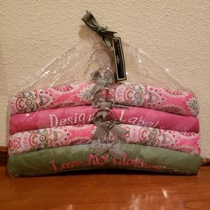 Raymond Waites Padded Clothes Hangers 4pk